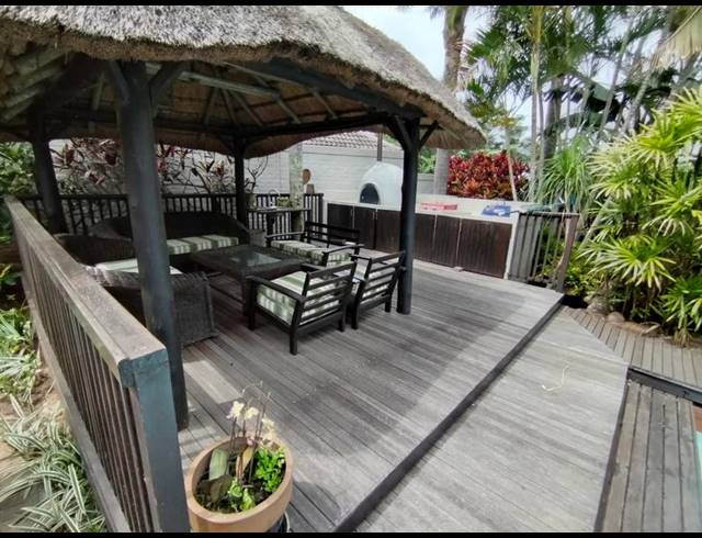 6 BEDROOM HOUSE FOR SALE IN UMHLANGA CENTRAL